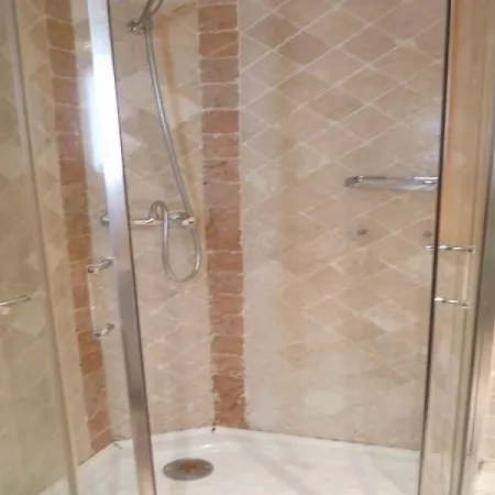 Apartment Aviso شقة سيكس-فور-لو-بلاج